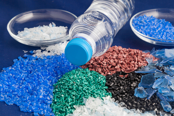 Polymere für die Kunststoffverarbeitung aus Recycle-Material.